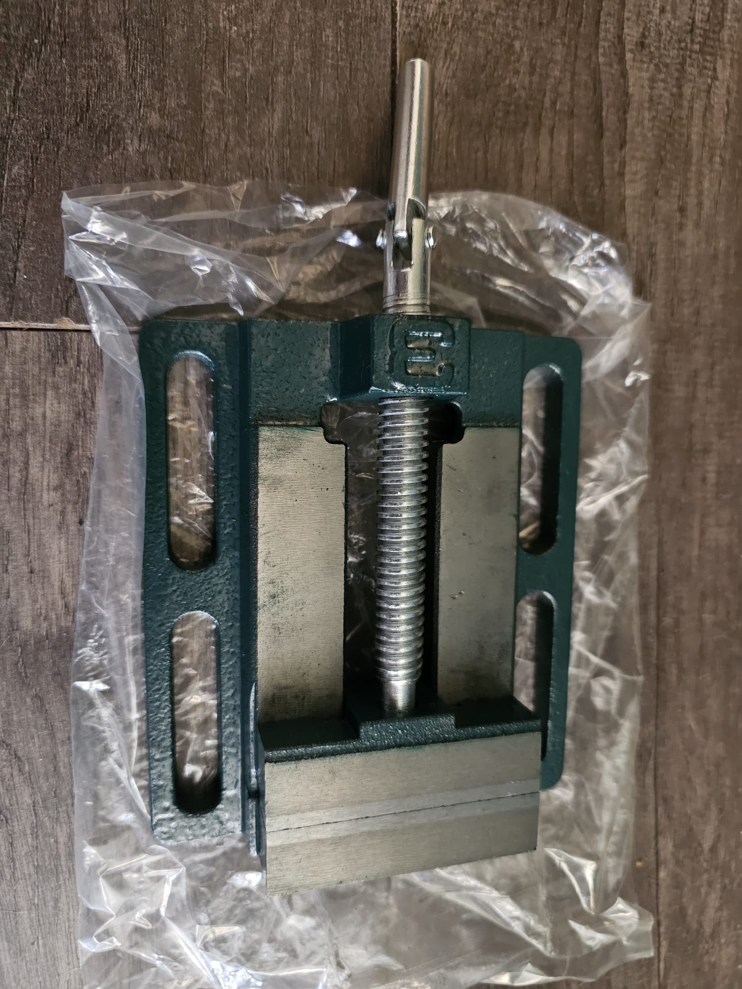 Imadło maszynowe wiertarskie 80mm rozstaw 85mm wiertarka