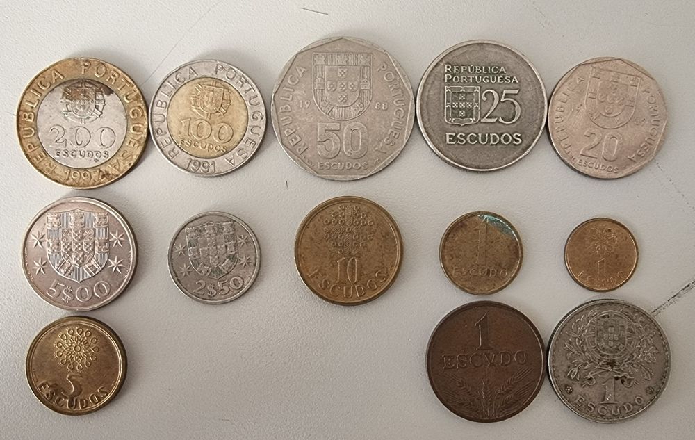 Moedas Antigas Portuguesas (Escudos)
