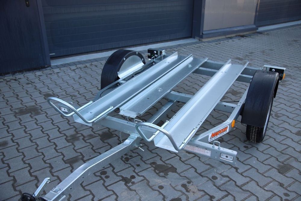 Neptun Moto n6-220   2 motocykle  Moto n6 220 2 motocykle Dostawa