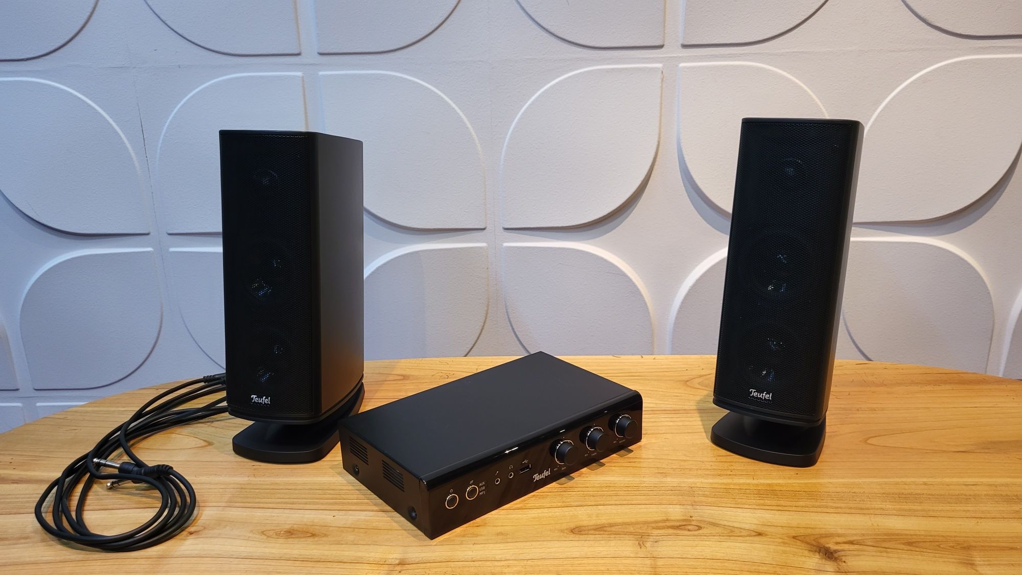 Teufel cb 200 цап підсилювач з колонками