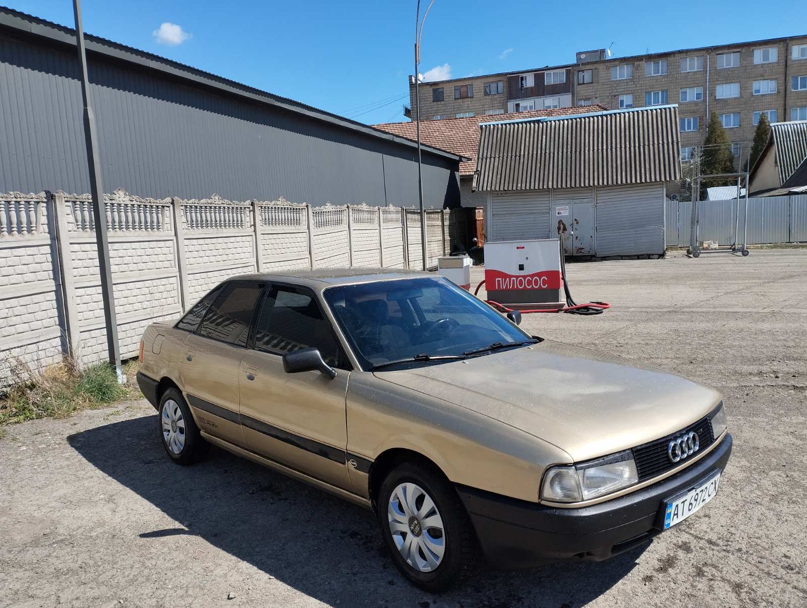 Продаж audi80b3.