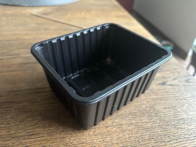 Szalka Opakowanie Kubek czarny 250g pojemnik