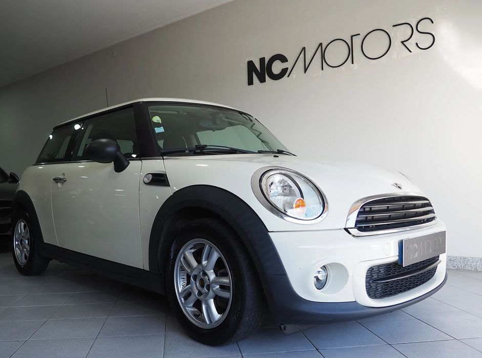 MINI 3 Portas One D