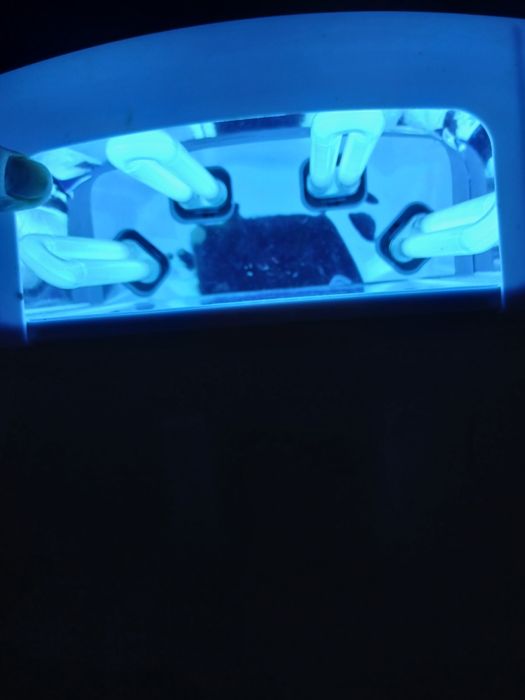 Лампа для гель затвердіння