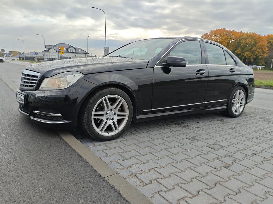 Mercedes-Benz Klasa C Mercedes W204 C300 4matic LPG KME zamiana na busa L4H3