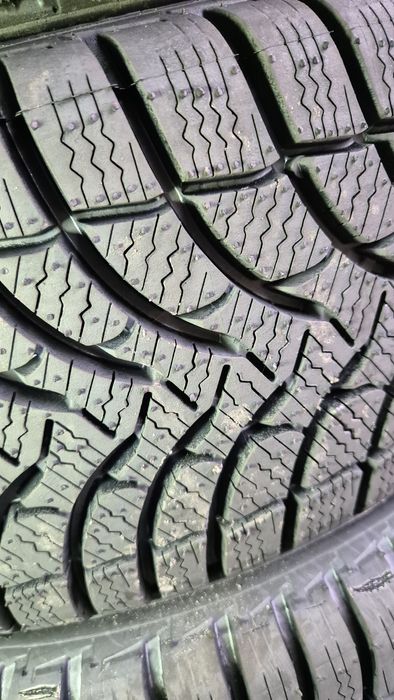 225 45 r17 opony zimowe tanio okazja nowe 24 rok 9mm