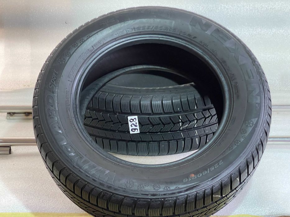 225/60 R16 Nexen