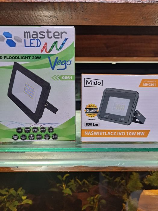 Reagał akwarystyczny, akwaria.