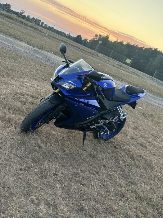Sparzedam yamaha yzf r-125 z abs niski przebieg