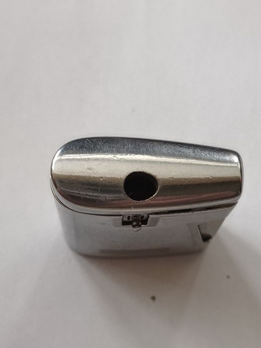 Продам запальничку Ronson