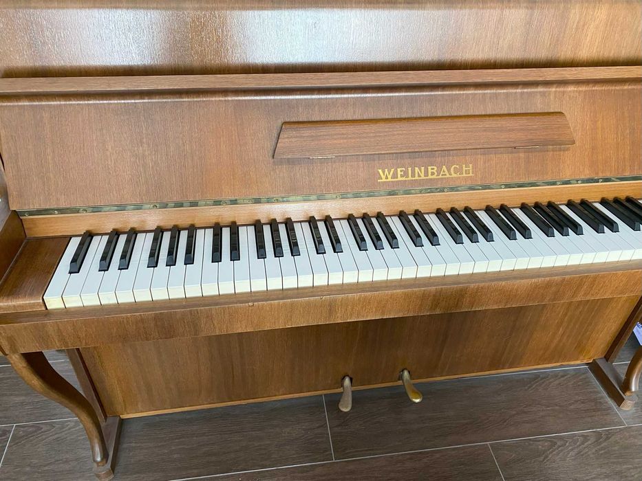 Pianino akustyczne Weinbach