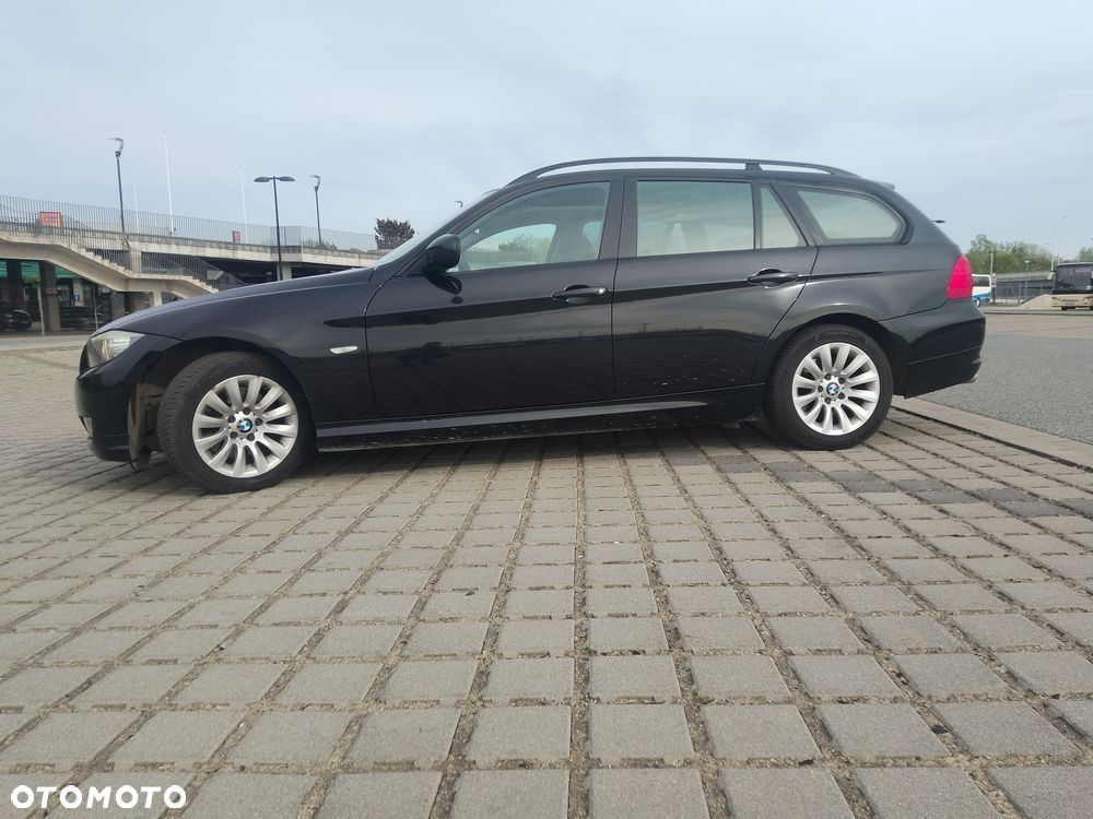 Sprzedam BMW E91 LCI N47 177