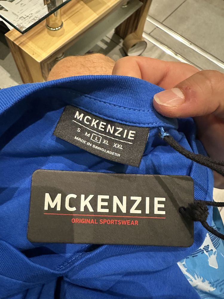 McKenzie koszulka niebieska z nadrukiem nowa z krótkim rękawem