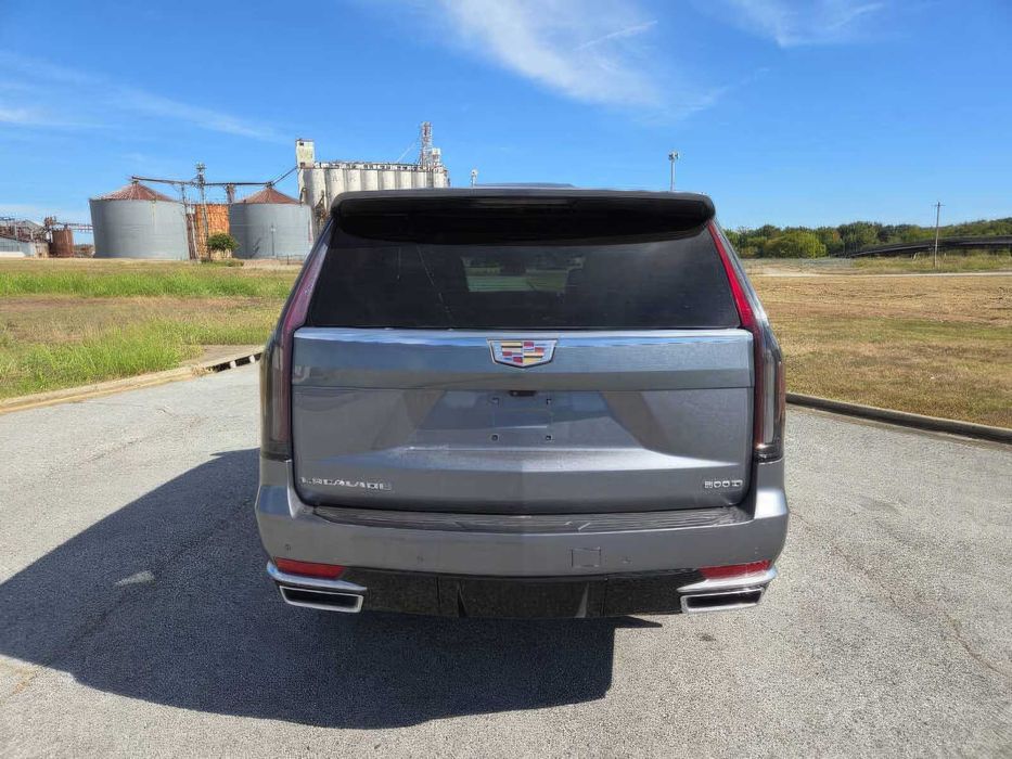 Cadillac Escalade      2021