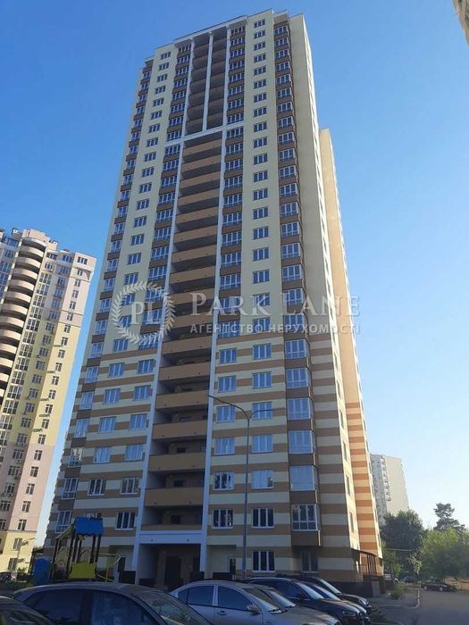 Продаж 1-кімнатна вул. Краківська,27а  М. Чернігівська-5хв.