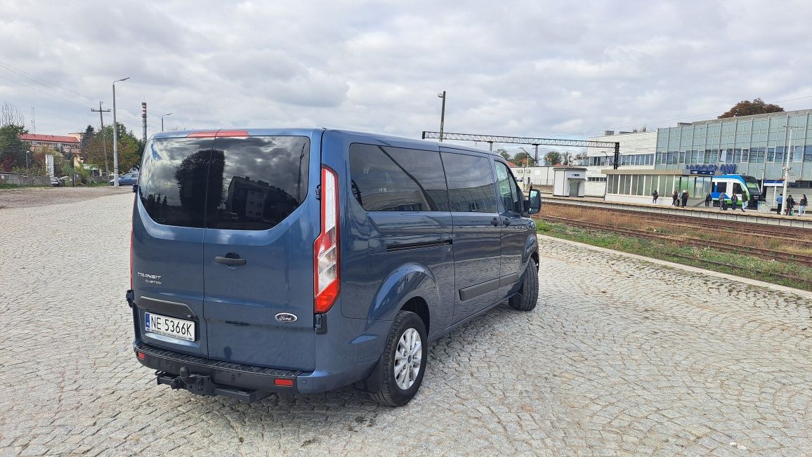 Wynajem busa 9cio osobowego