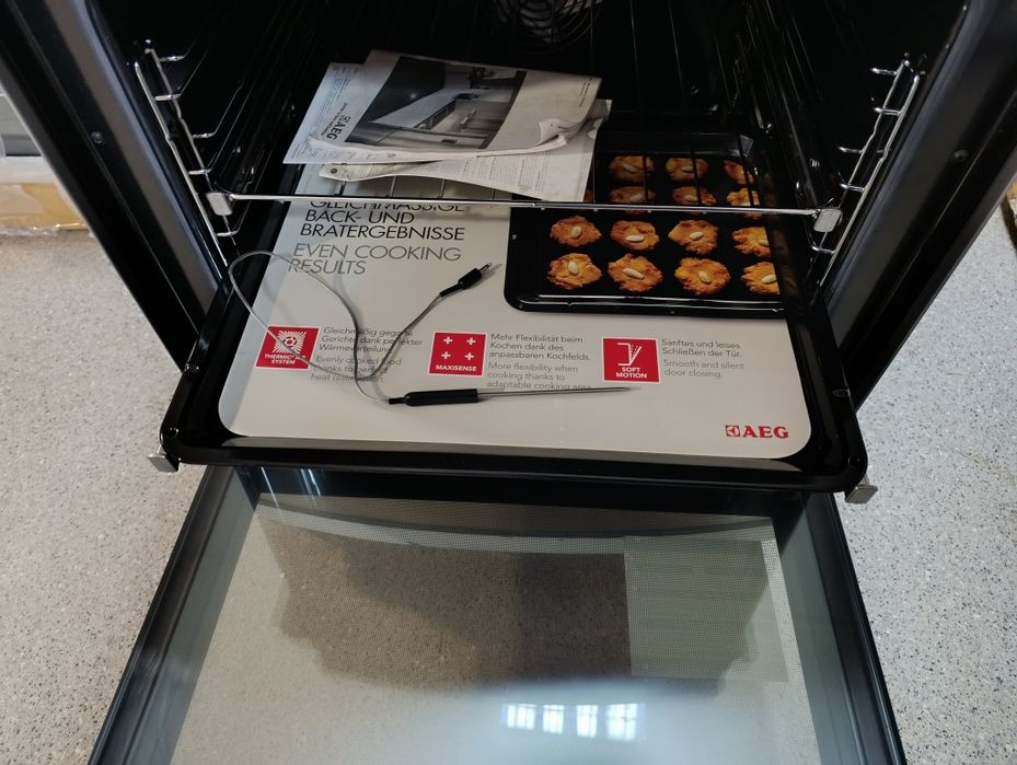 Плита индукционная АЕG 43036IW-MN не работает