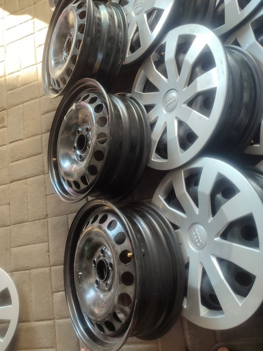 Диски металеві r15 skoda fabia тур 5.100 нові