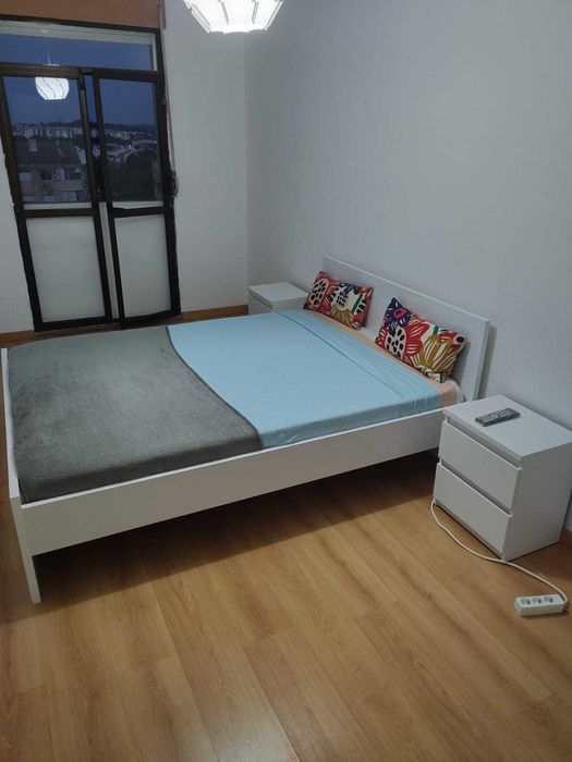 Alugo quarto no Vale da Amoreira para Senhoras