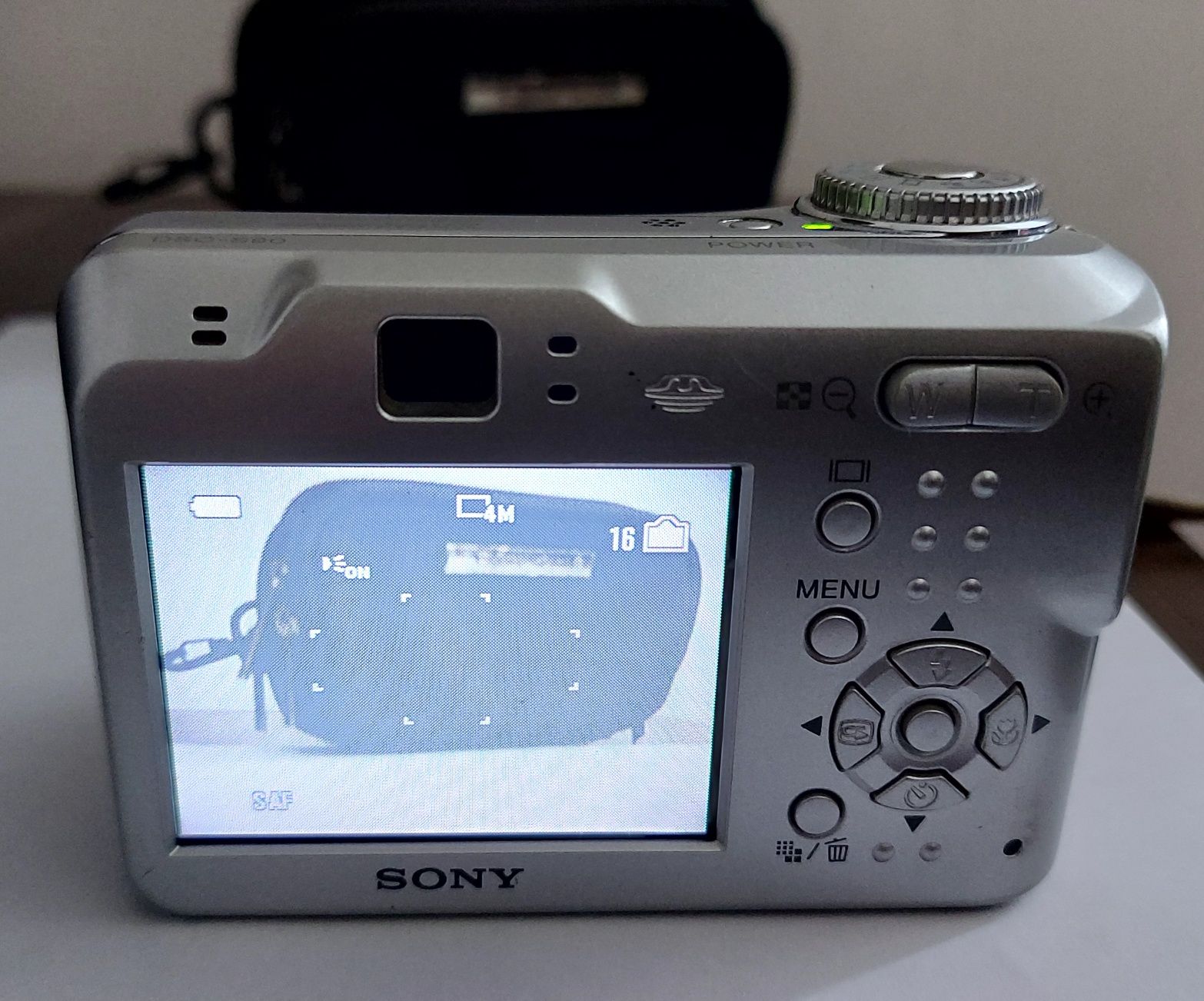 Aparat fotograficzny Sony Cyber-shot DSC-S90 uszkodzony