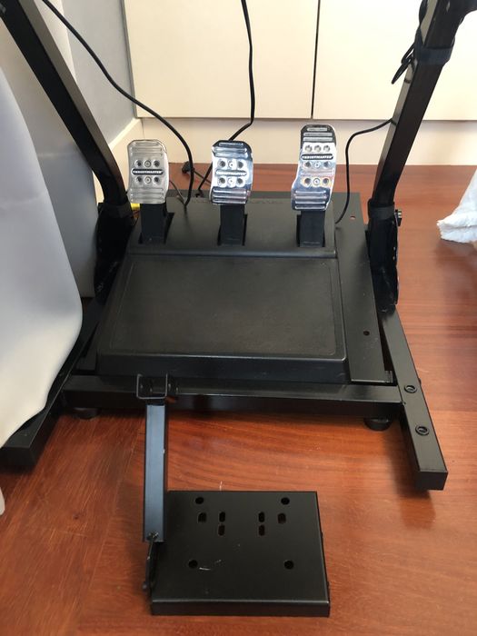 Thrusmaster t150 rs pro + Suporte