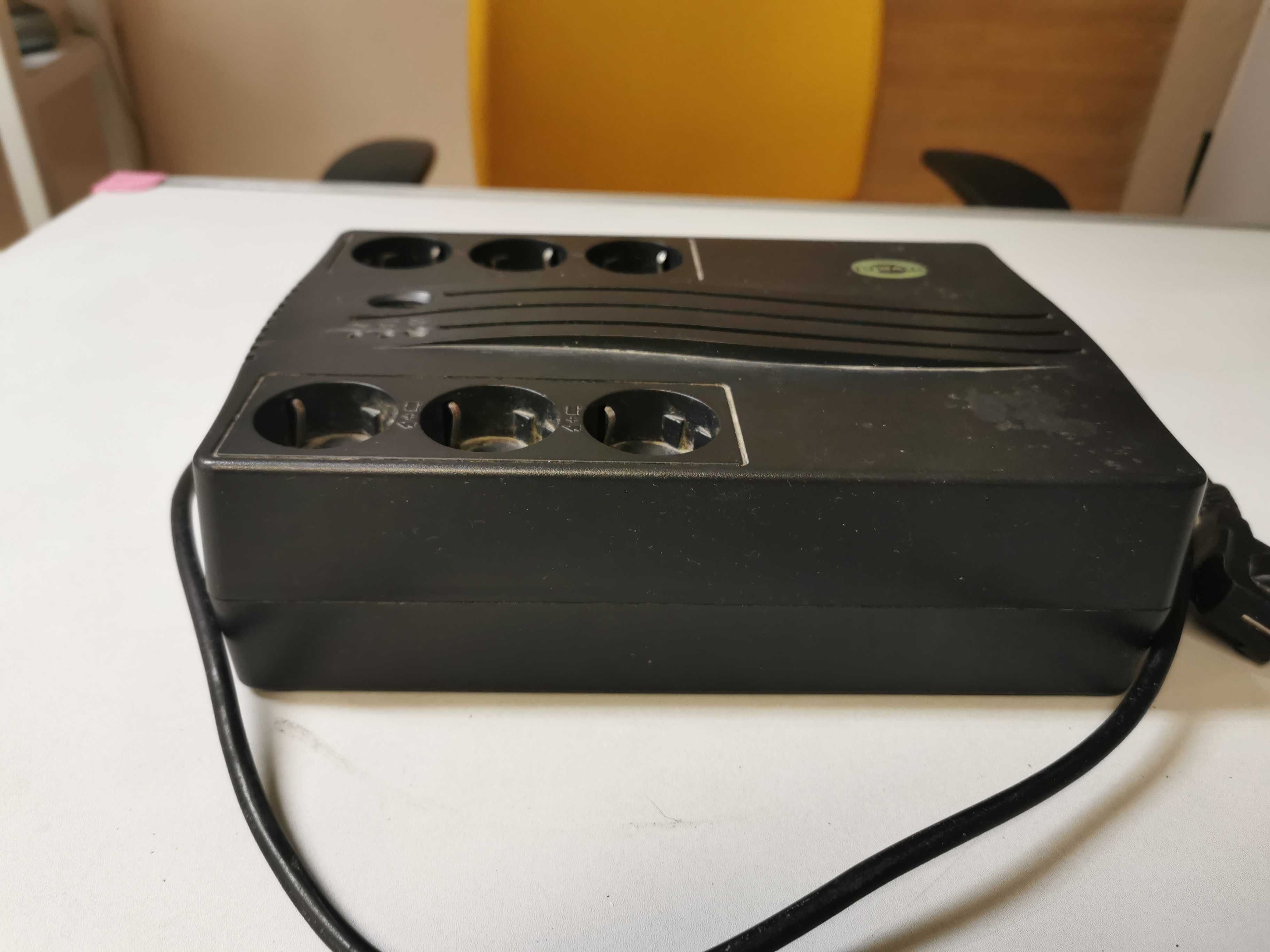 Zasilacz awaryjny UPS ORVALDI 750SP (750VA/450W)