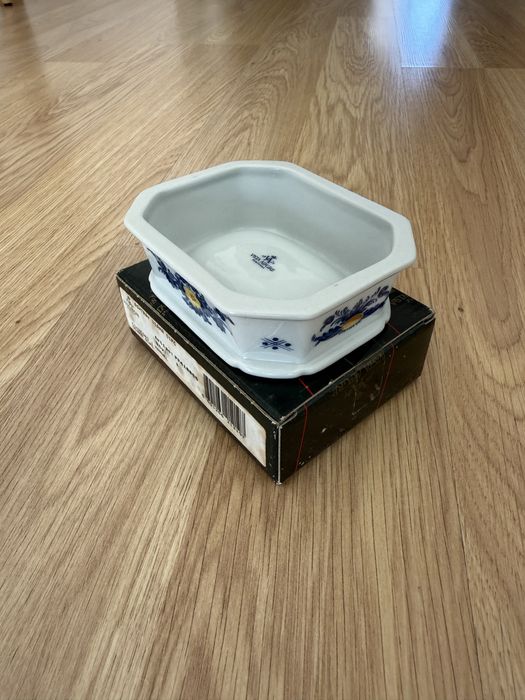 Cinzeiro Vista Alegre em porcelana,