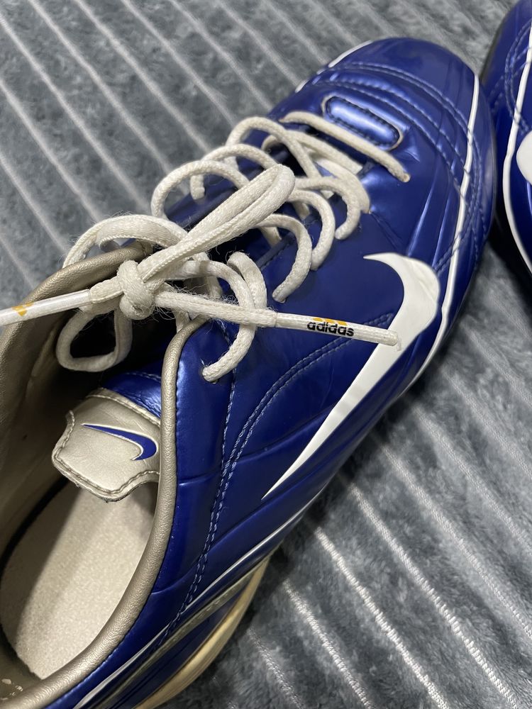Кросівки Nike кеди футзалки для футболу оригінал