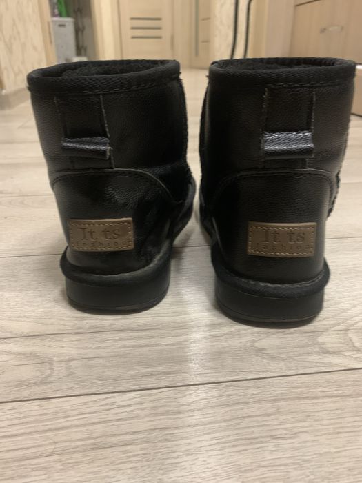 Уггі дитячі 36 розмір