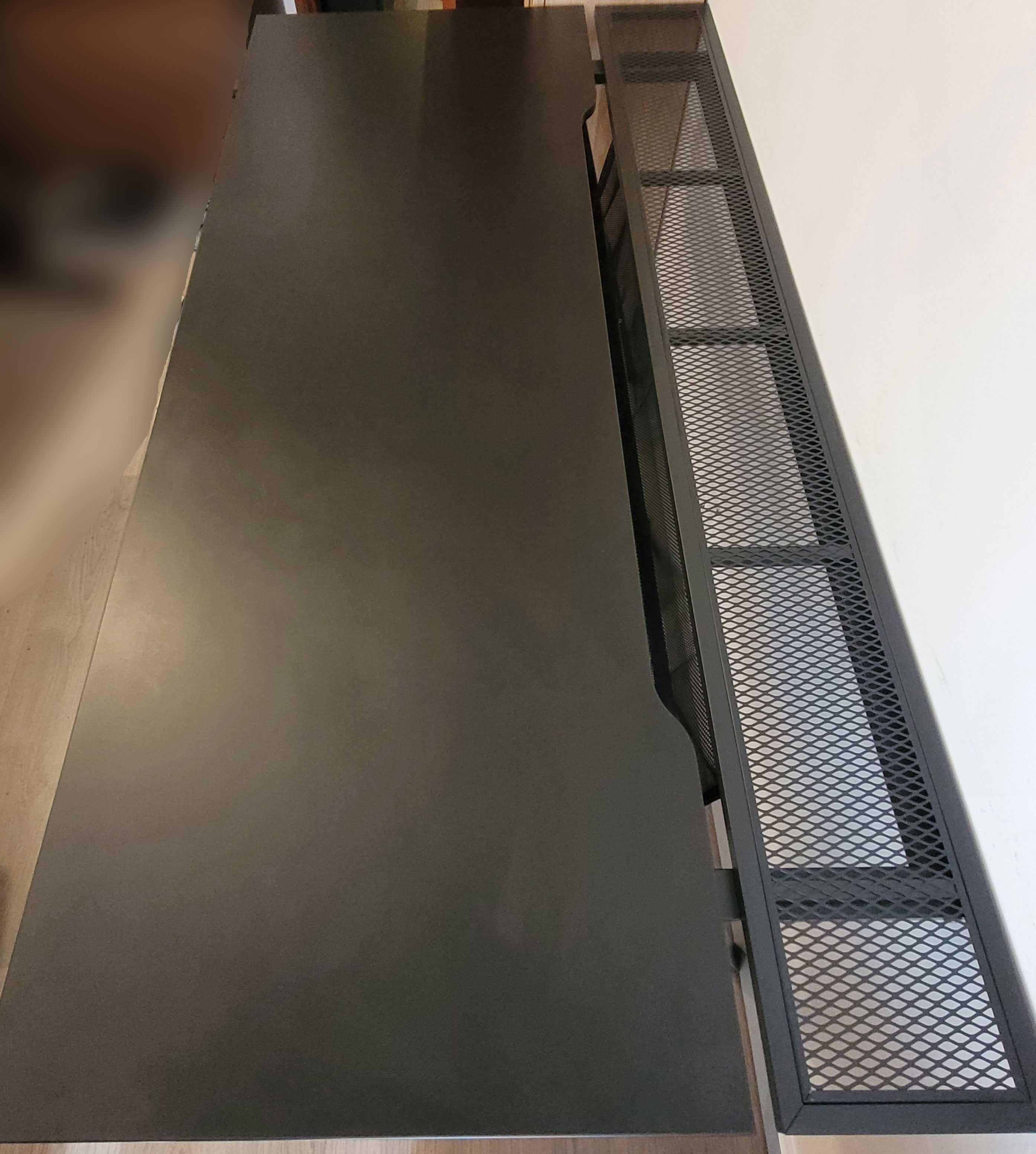 Secretária Ikea UTESPELARE 160x80 cm, preta, usada, excelente estado