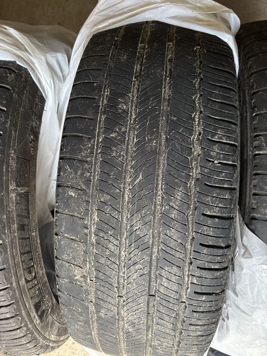 Шини 235 45 18 мішелін