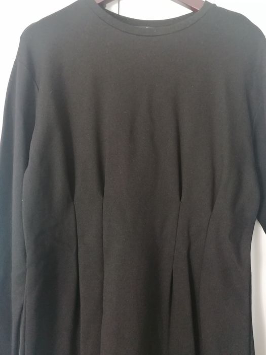 Vestido cintado preto