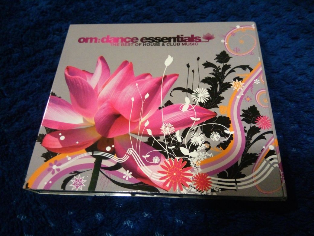 OM dance essentials 2cd