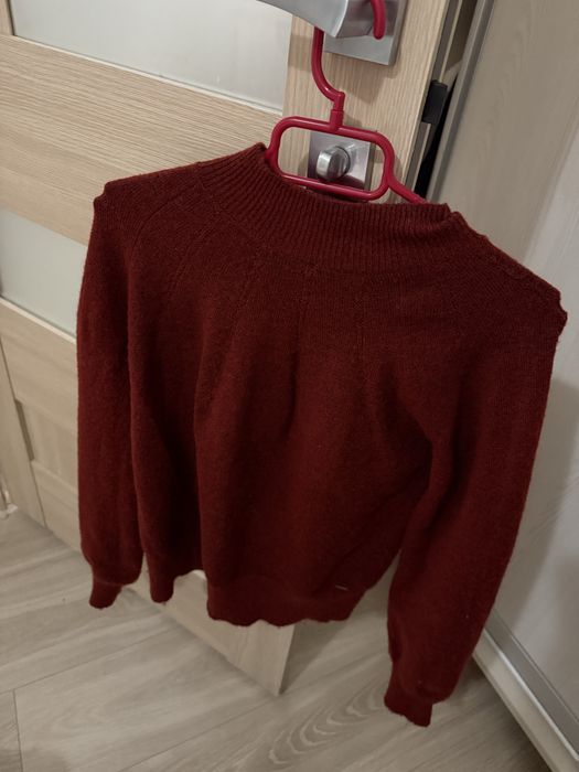 Дуже гарний светр