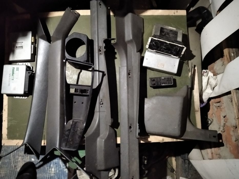 Вольво 940 пластик салона