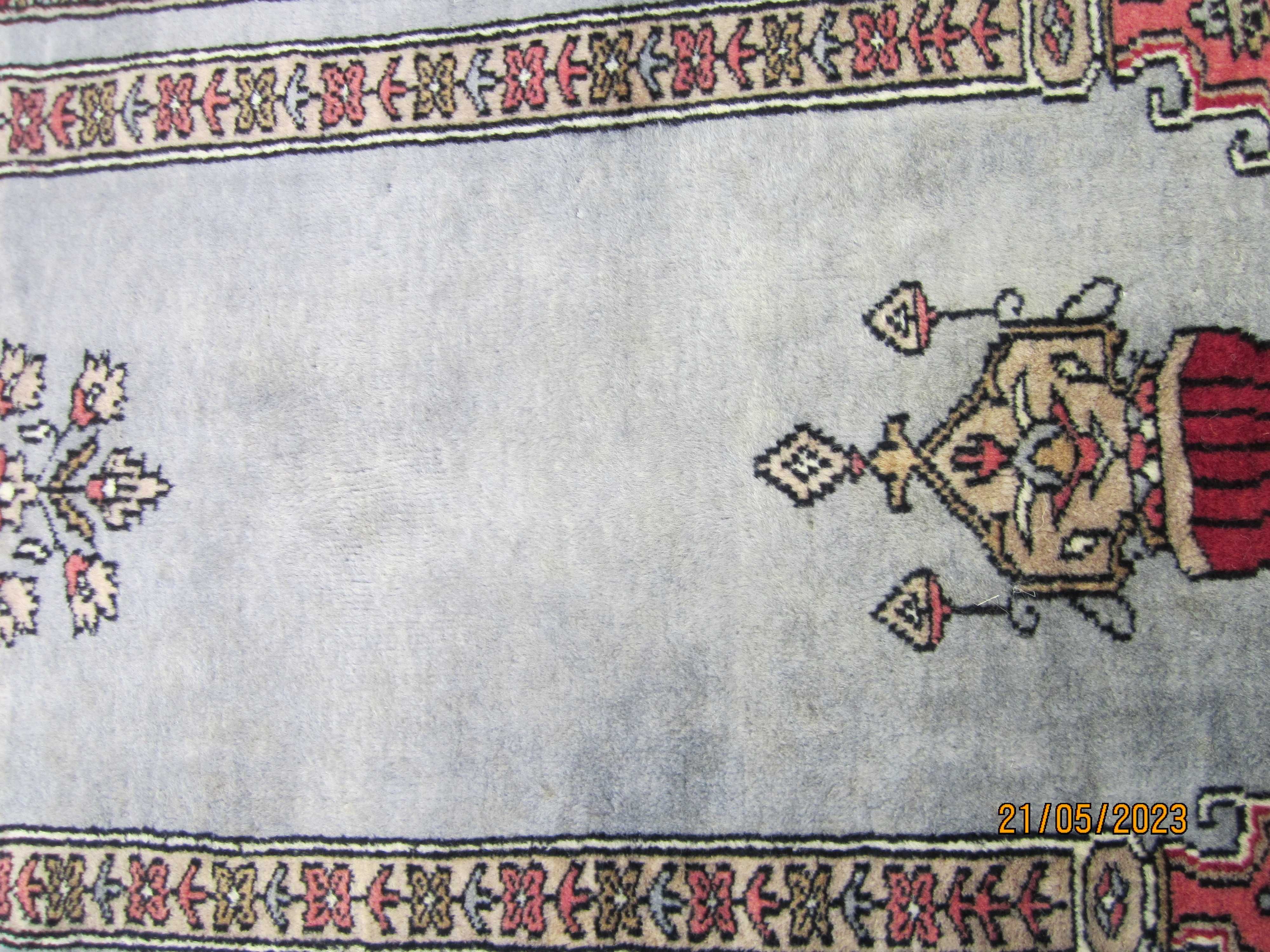 Dywan  wełniany orientalny  ręcznie tkany