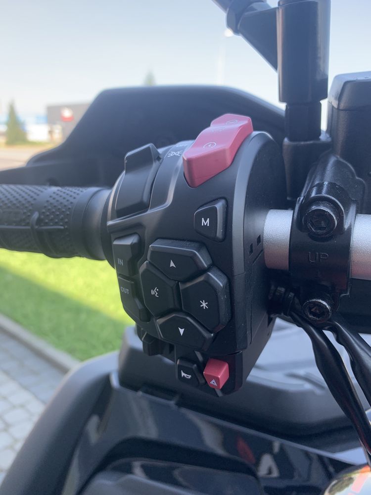 квадроцикл CFORCE 1000 Touring Premium