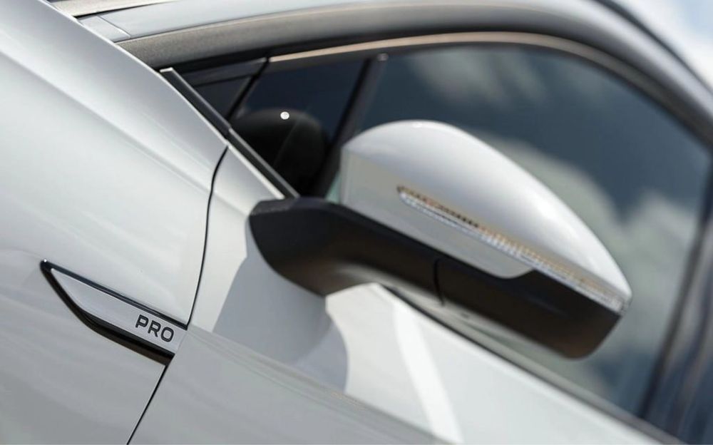 volkswagen ID 4  2021 року