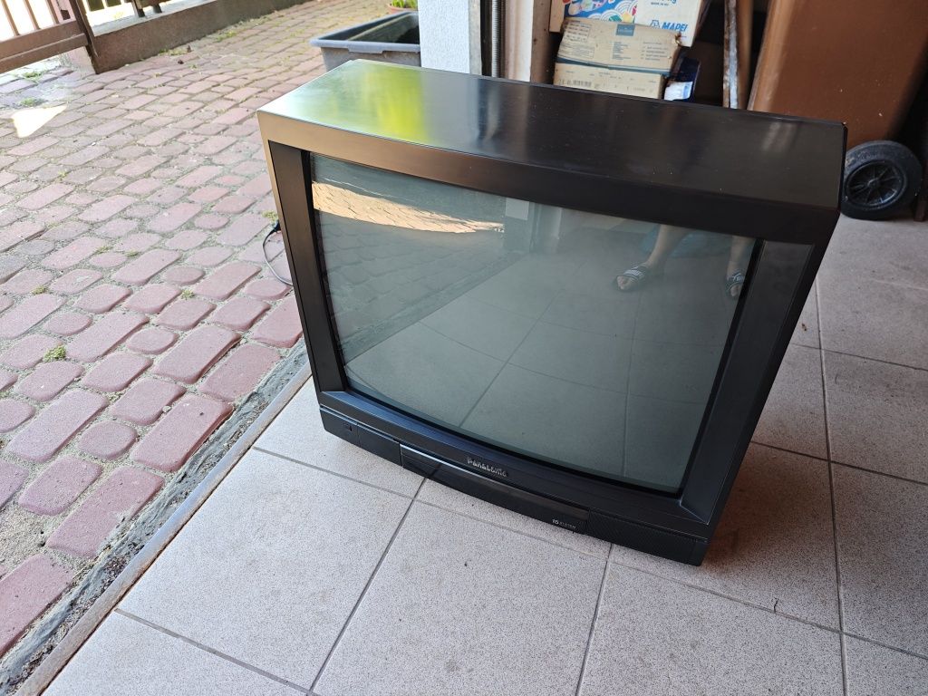 Telewizor kineskopowy Panasonic model TC-2671EE sprawny kolor