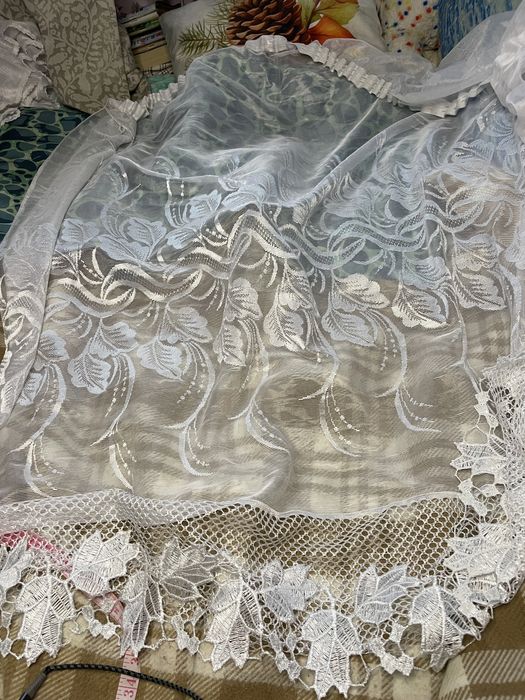 Piękna firanka okienna 1,1 wysoka, 1,9 długa