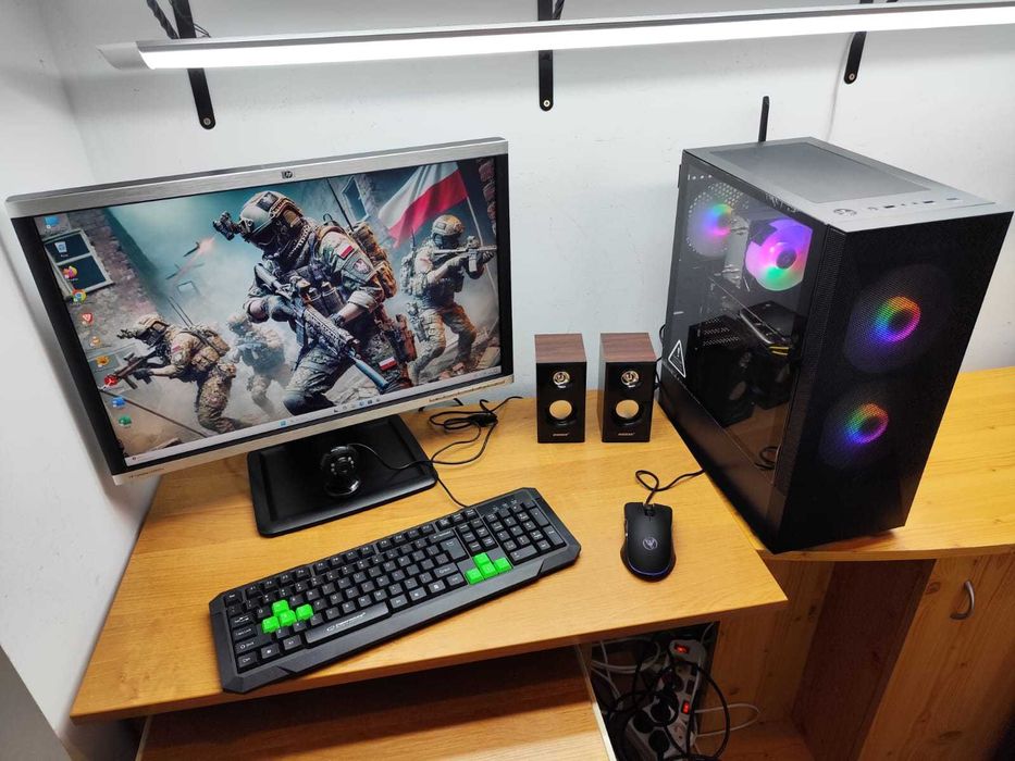 Gamingowy komputer. RX580 8GB, 64GB RAM, 8rdzeni+monitor+akcesoria