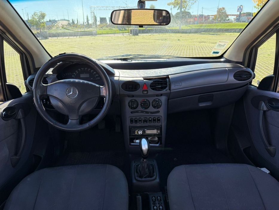 Mercedes Benz A140i em bom estado