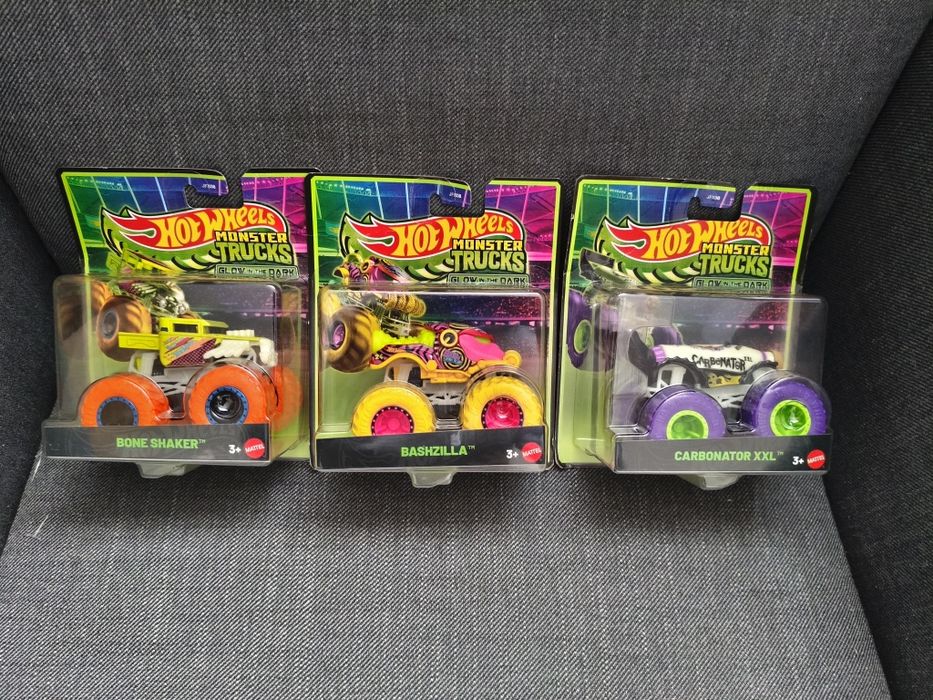 Monster truck Zestaw 3-Sztuk Hot Wheels Nowe