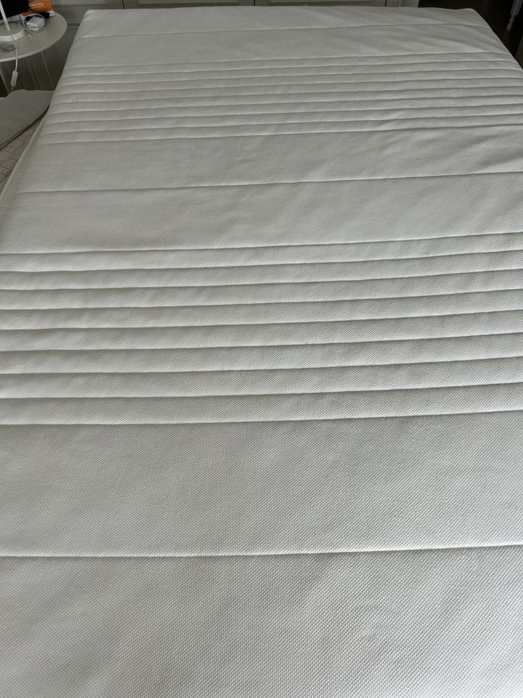 Sobrecolchao Tussoy IKEA 140*200 como novo