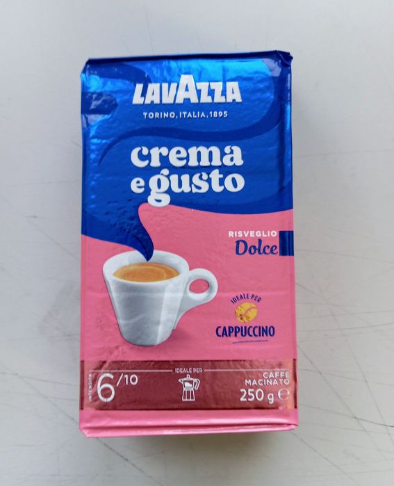 Lavazza Crema e Gusto Dolce 250g Kawa Mielona 10 szt.