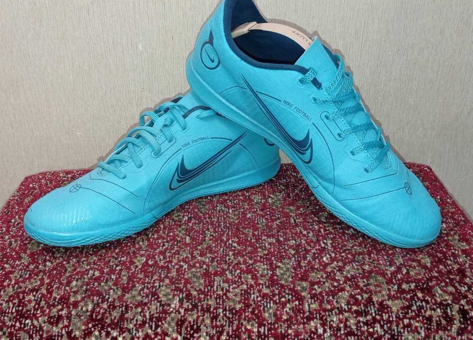 Копи - Футзалкi фiрми Nike 38 розмiру