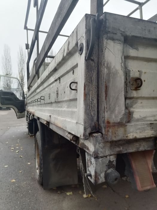 Бортрвой кузов 330х181 с рамой под тент