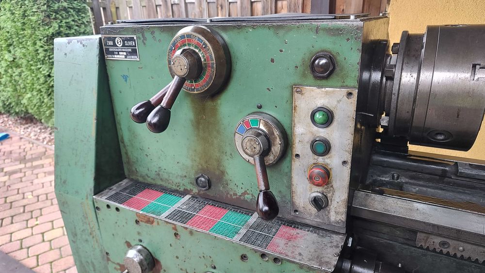 Tokarka ZMM Sliven CU 400 x 1000