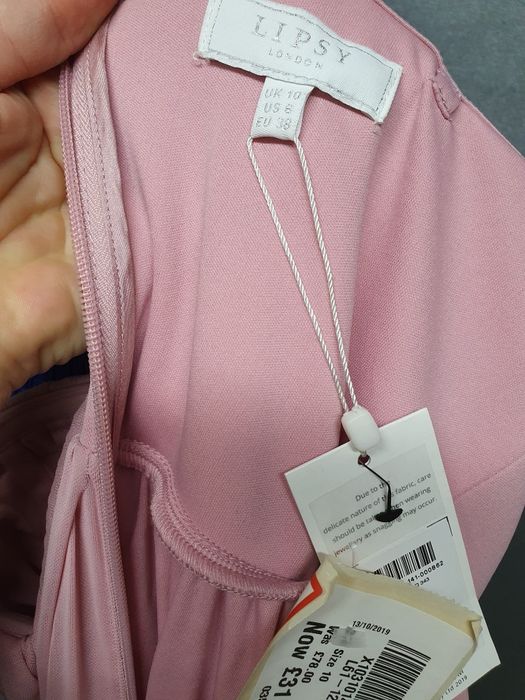 Piękna wieczorowa Lipsy London 38