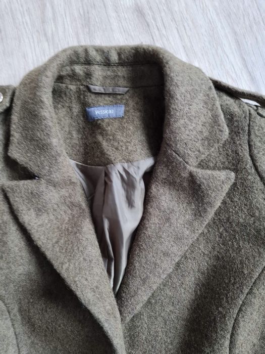 Marynarka w kolorze khaki